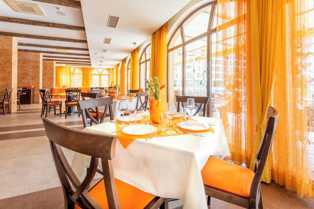 Holiday Apartcomplex Royal Sun Sunny Beach Eksteriør billede