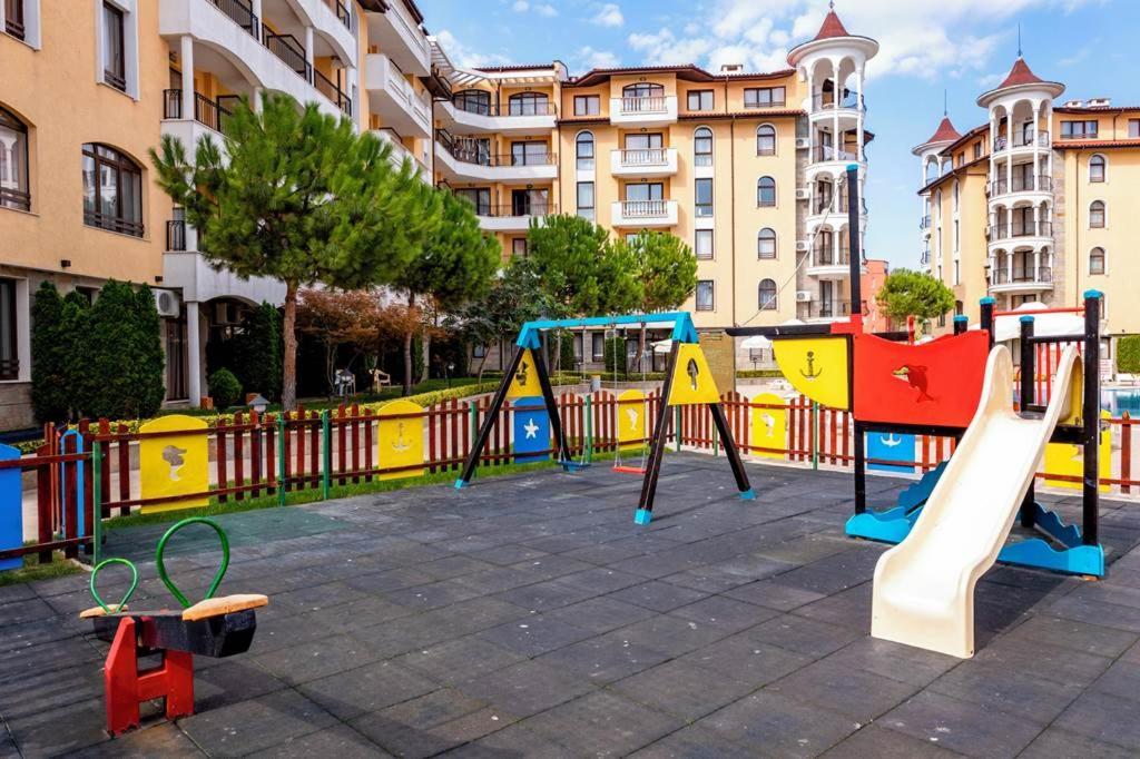 Holiday Apartcomplex Royal Sun Sunny Beach Eksteriør billede